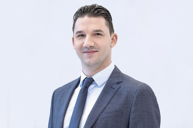 Dirk Hoffmann